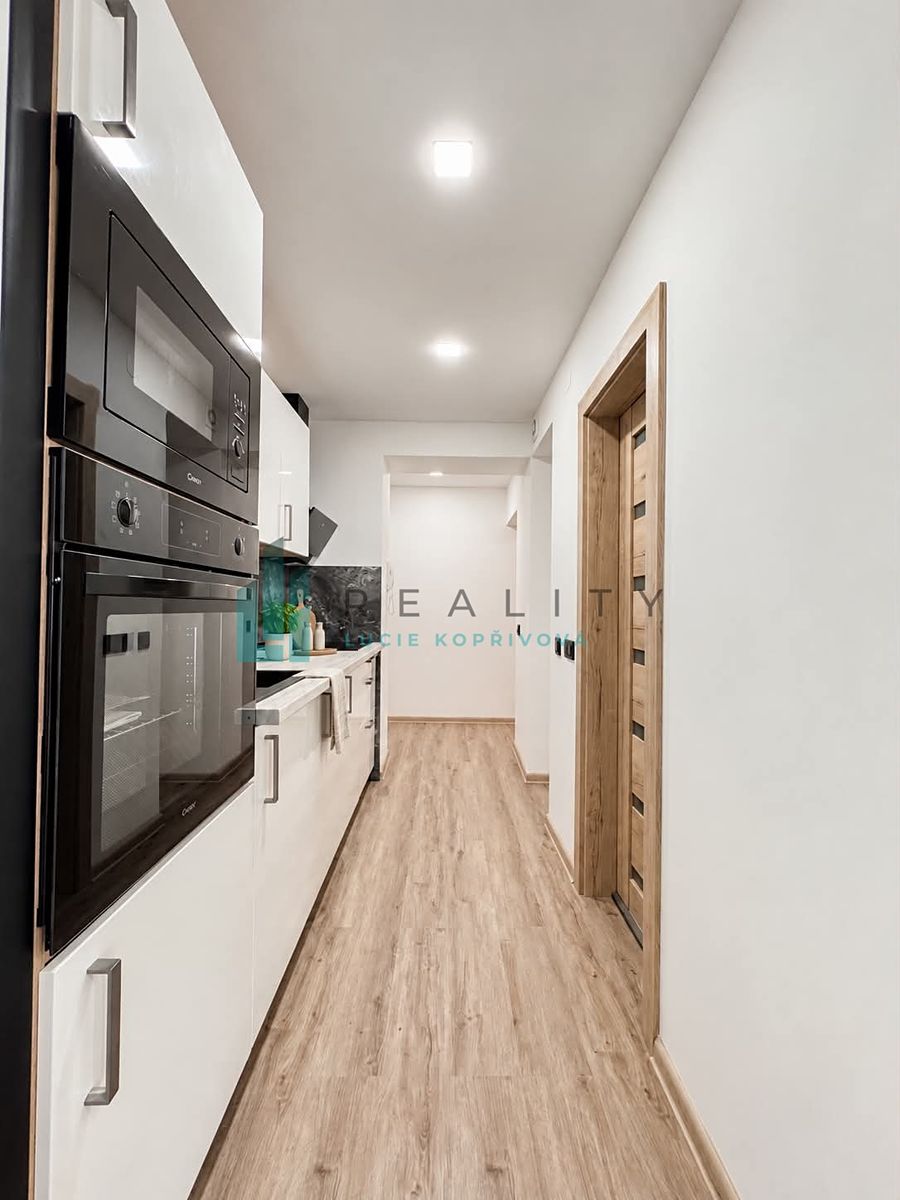 Prodej bytu 3+kk 72 m² — fotografie 2
