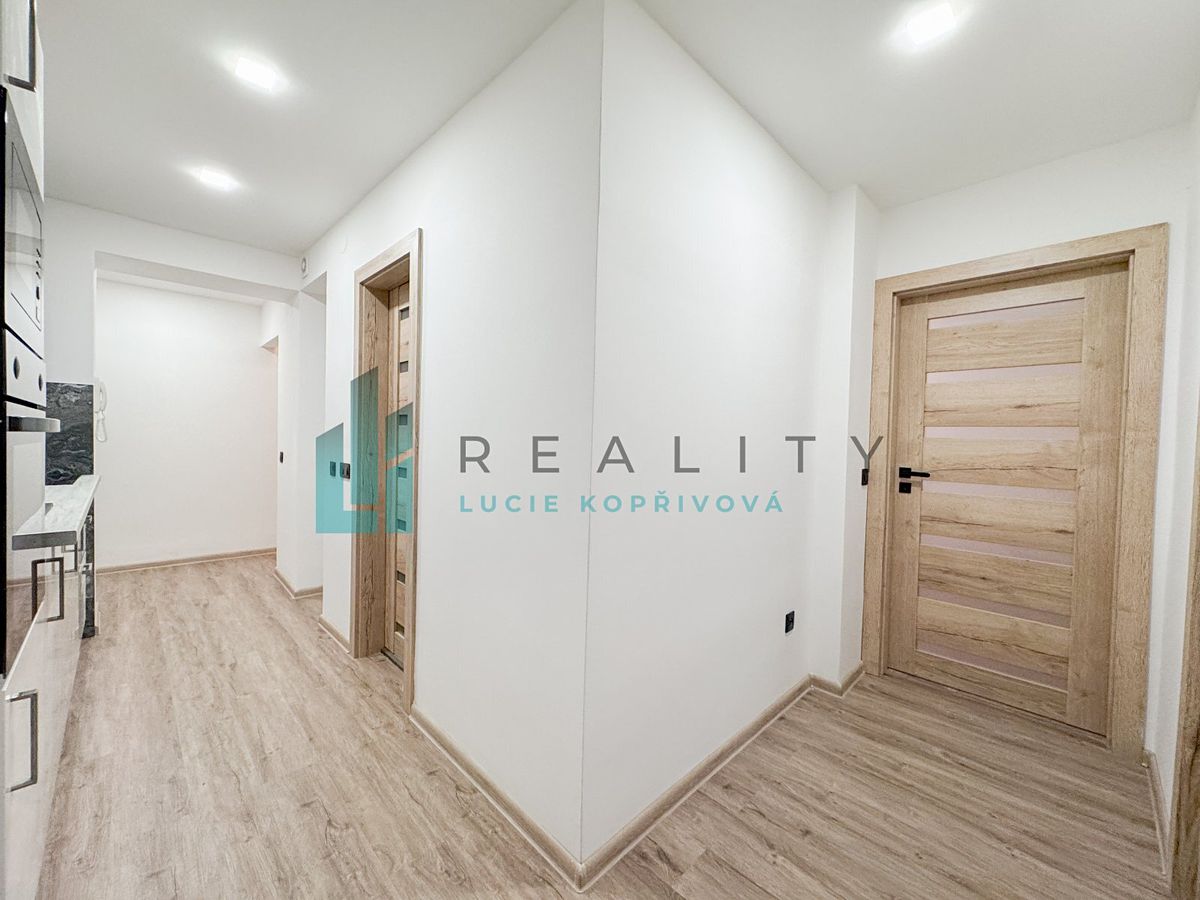 Prodej bytu 3+kk 72 m² — fotografie 9